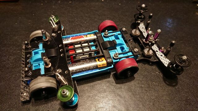 ミニ四駆】(にわか)アクアを製作する！➃電池が入れにくい : サブカル