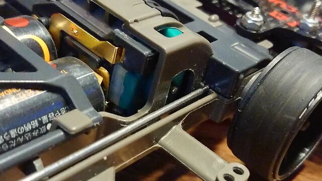 ミニ四駆 スーパーxのギアカバー固定 サブカル ダディ ガッテム日記 ミニ四駆 スーパーxのギアカバー固定 サブカル ダディ ガッテム日記