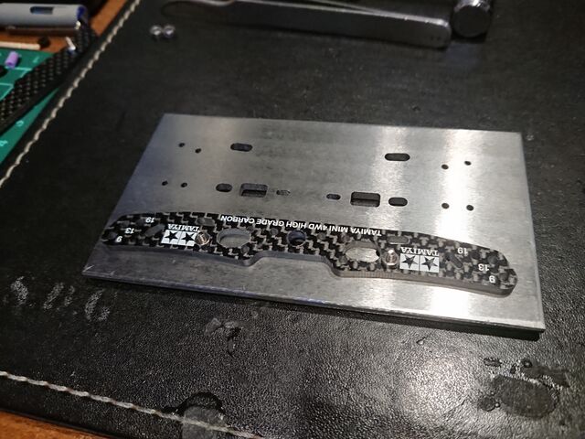 ミニ四駆】VZシャーシに新型スラダンを！➁謎の白い粉