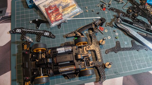 MEシャーシストックマシン！①まずはシャーシを完成！ : サブカル