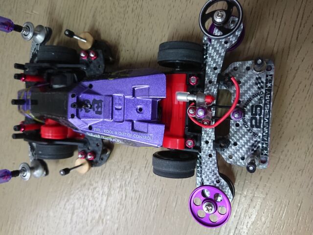 ダ*ン様 今月いっぱいの値下げ‼︎ FM-Aシャーシ フローティングギア