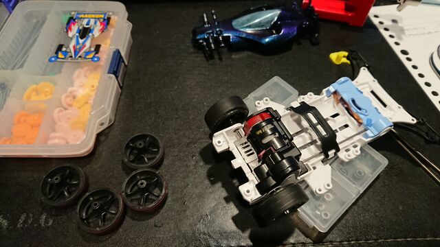 ミニ四駆】初ダッシュフラット！ : サブカル”ダディ”ガッテム日記