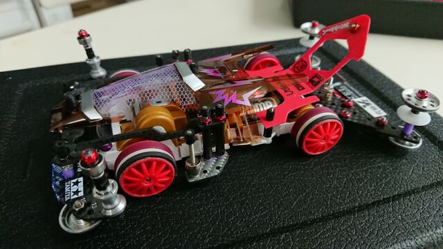 ミニ四駆】フロント1軸アンカーを作る！試走編 : サブカル”ダディ