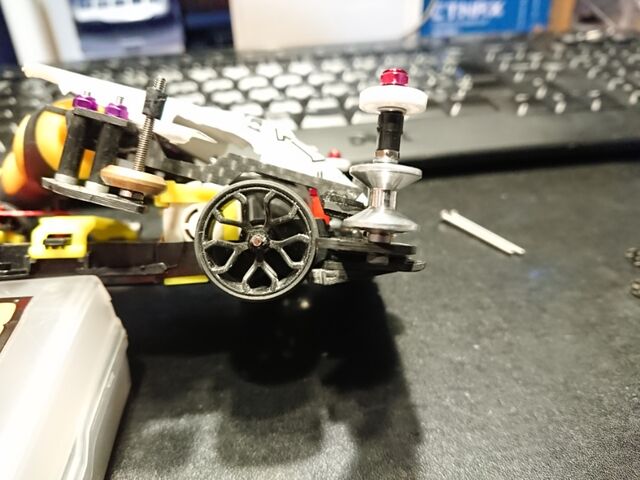 Ank ミニ四駆 ローラー ミニ四駆初心者】第7回：ローラー＆タイヤ変更！安定性を向上