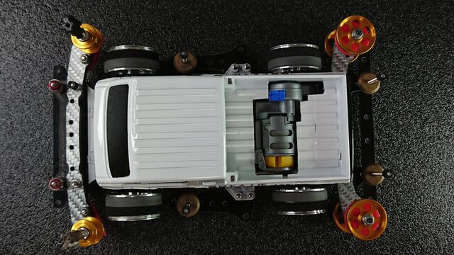ミニ四駆　k4ギャンボー　カスタム タミヤ、カスタム軽トラックをモチーフにしたミニ四駆「K4