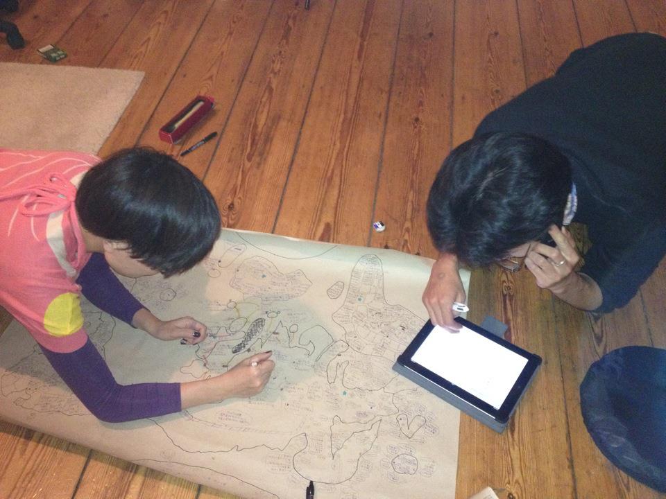 487514_439328136104330_1463135836_n