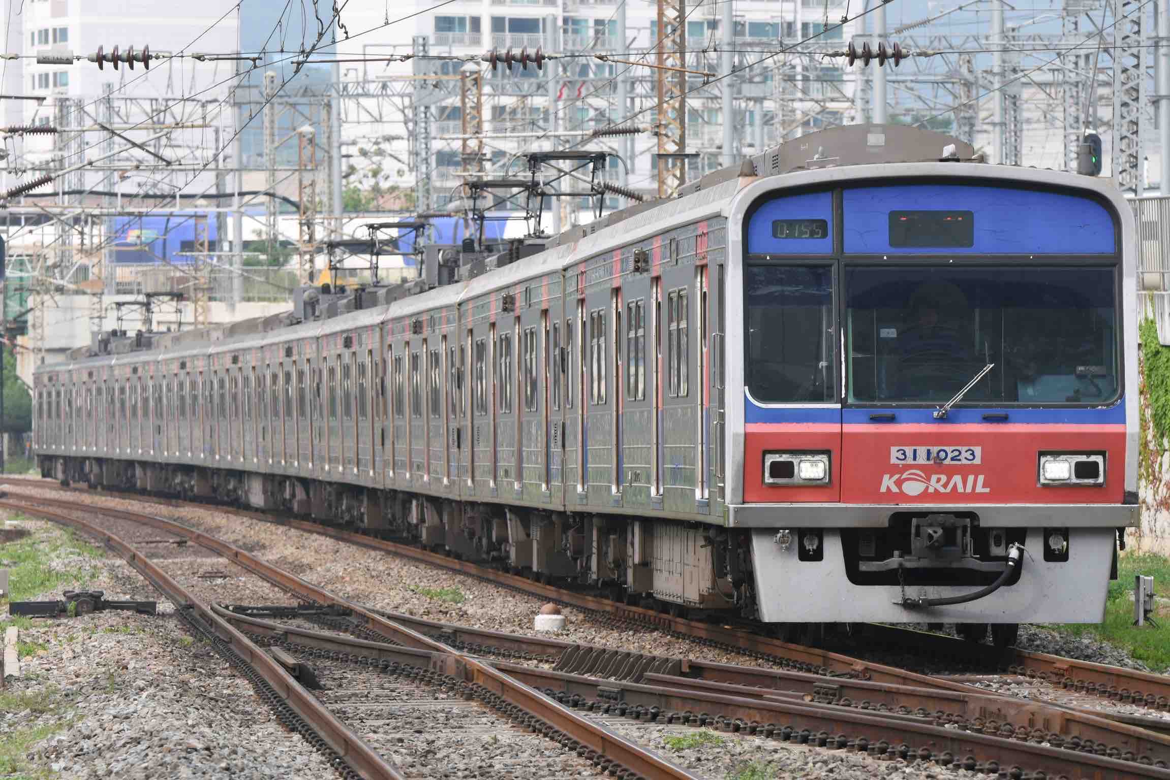 龍山駅の写真