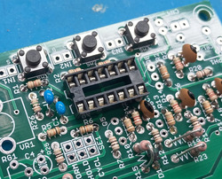 ICソケットも取付方向あり