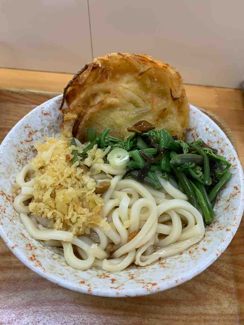 丸政＠甲府北口店：駅そばの天ぷら＆山菜うどん : イレブンフーズの日記