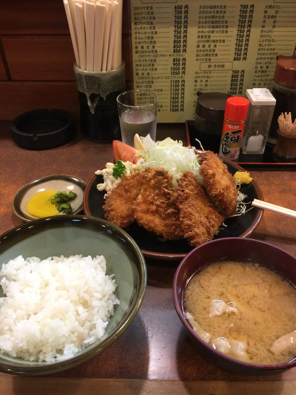 とんかつ要 世田谷通 あじフライ定食 イレブンフーズの日記 とんかつ要 世田谷通 あじフライ定食 イレブンフーズの日記