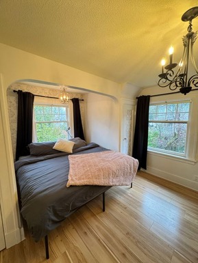Emily Room-8
