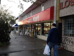 Kims Mart