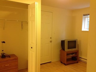 6¡Ë±¦¼ê¤Ë¥Æ¥ì¥Ó¡¦¥·¥ó¥°¥ë¥Ù¥Ã¥É¤¬Æþ¤ê¤Þ¤¹