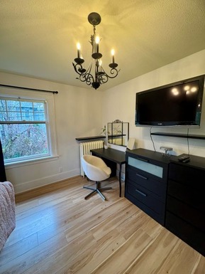 Emily Room-3