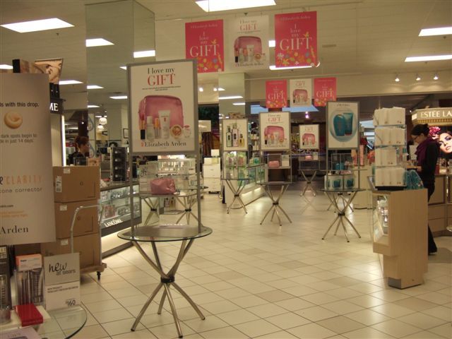 こっちのデパートで化粧品 E Living Vancouver こっちのデパートで化粧品 E Living Vancouver