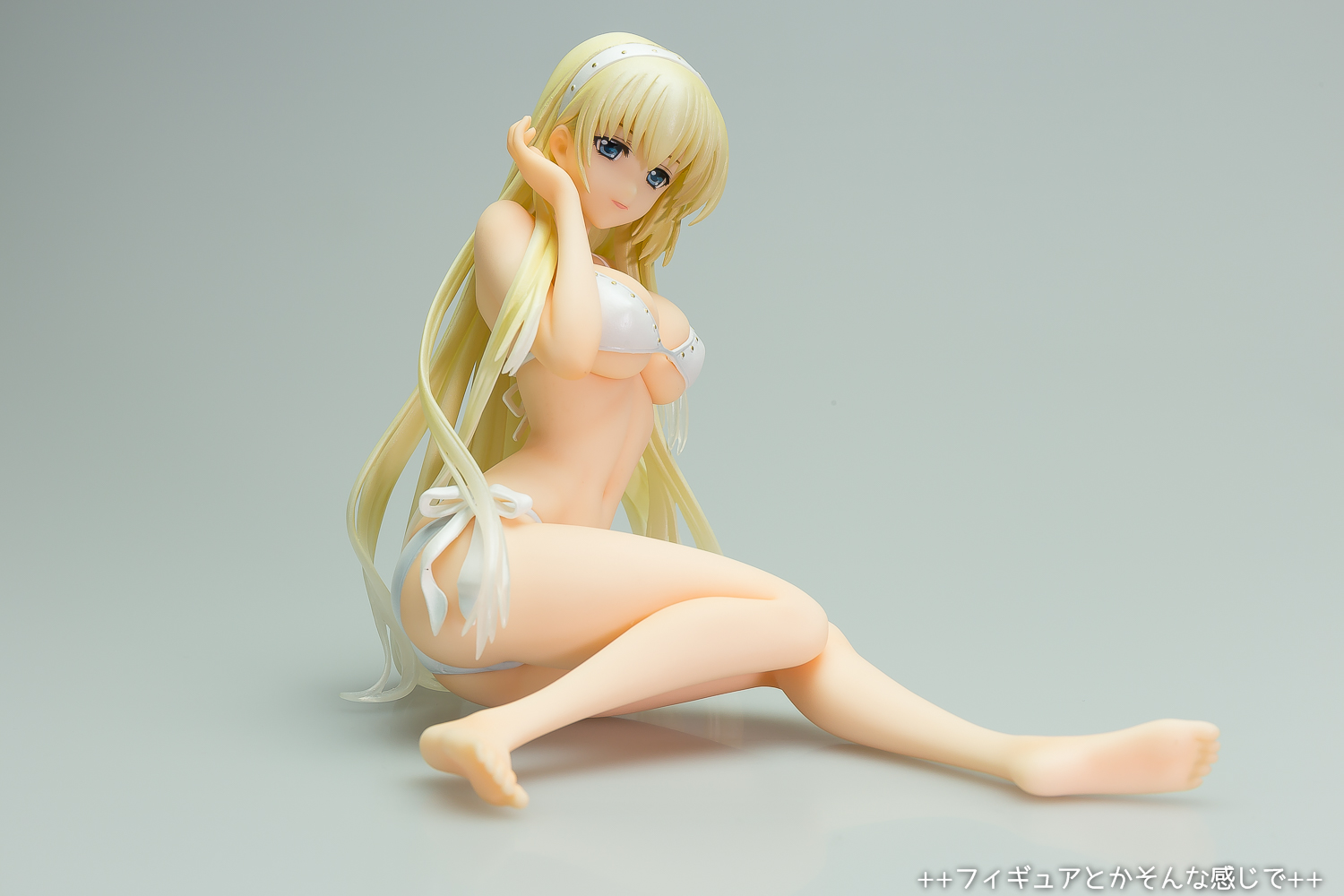 4 Leaves シュヴァルツェスマーケン アイリスディーナ コトブキヤ フィギュアとかそんな感じで