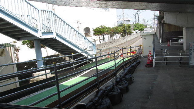 初めての四国八十八ヶ所お遍路 78 結願へ向けて 涅槃の讃岐香川 14 讃岐塩屋駅から宇多津駅 八十場駅 国分駅 Elle と Riki の旅行情報 初めての四国八十八ヶ所お遍路 78 結願へ向けて 涅槃の讃岐香川 14 讃岐塩屋駅から宇多津駅 八十場駅 国分駅 Elle と Riki の旅行情報