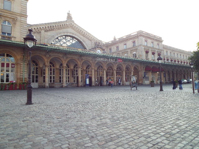 絶景のヨーロッパ 18 パリの国鉄駅 2 東駅 Elle と Riki の旅行情報