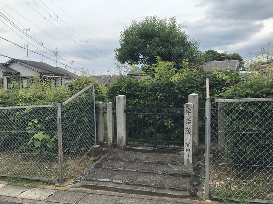 B42FAAE0-87AF-46D6-9DC3-6B2A4C318B83