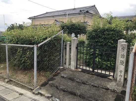 9B4D8C72-8573-4206-BEFA-00254DDA4800