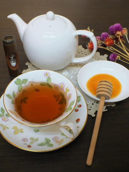 風邪やインフル対策にハチミツ入り生姜紅茶 エルスール あるいはミツバチのささやき