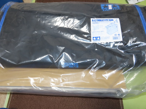R/Cトローリーピットバッグ&プロポバックの購入 1月のラジコンパーツ補充その3