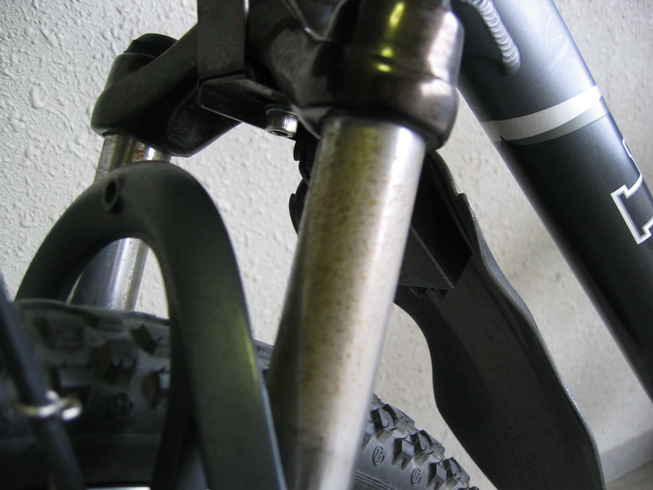 フロント フォーク 自転車 交換
