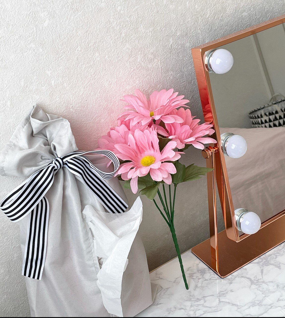 フランフラン 存在感いっぱいの可愛いハリウッドミラー ちいさなおうち Powered By ライブドアブログ フランフラン 存在感いっぱいの可愛いハリウッドミラー ちいさなおうち Powered By ライブドアブログ