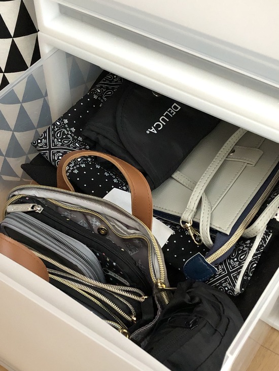 9DF68401-EC17-4FD4-8D4C-3A8B6EE7F9D7