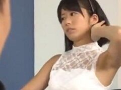 後輩のOLの腋に理性を失った部長