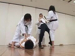 女空手家3人に力づくで無理矢理犯されたい！