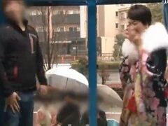 ＜企画もの＞下心丸出しの男友達と新年早々野球拳をやるハメになった子