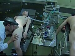 エロの執念でセクサロイドを作る狂気の研究員たち