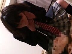 暇つぶしにMそうなおじさんを誘惑してM男責めしてみるJK