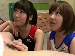 短小包茎の先輩の心を木っ端微塵に砕くJK２人組
