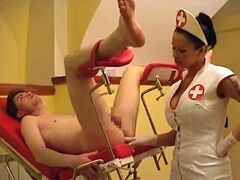 ロシアのナースのアナル責め調教が凄い！