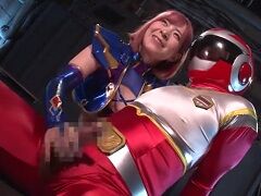 パートナーの目の前で敵の女幹部にM堕ちさせられるダメヒーロー