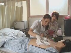 見舞いにきている彼女が寝ている横でナースに・・・