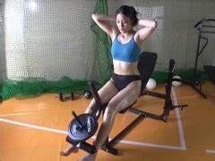 筋トレの延長線上で男を責める長身美女