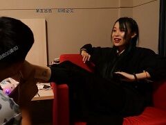 女友達「ちょっ、いきなりなに足舐めてるのよｗｗｗ」