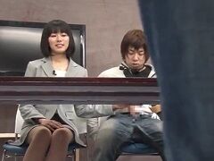 愛想がよくて清楚そうに見えて裏でADをネチネチ虐めるドSな女子アナ