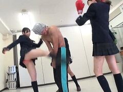 最近のJKは怖いなと切に思う動画～格闘部員をボコるJK3人組～