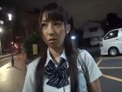 顔見知りのおじさんと渋々円光するJK