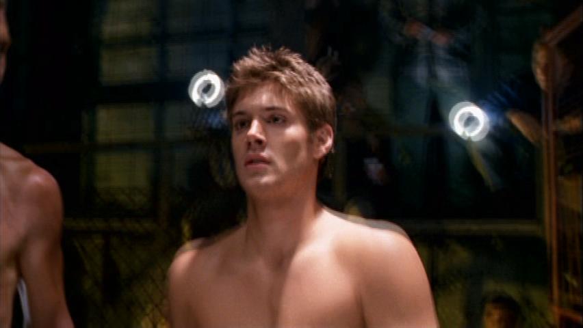 男なら腕っぷしで稼げ Light In The Dark