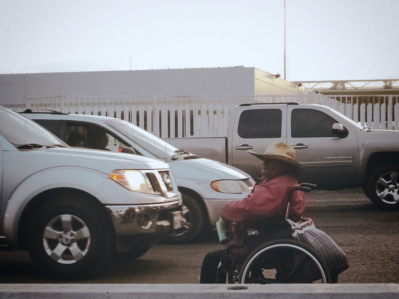 背中のひび割れは健康に悪いですか?