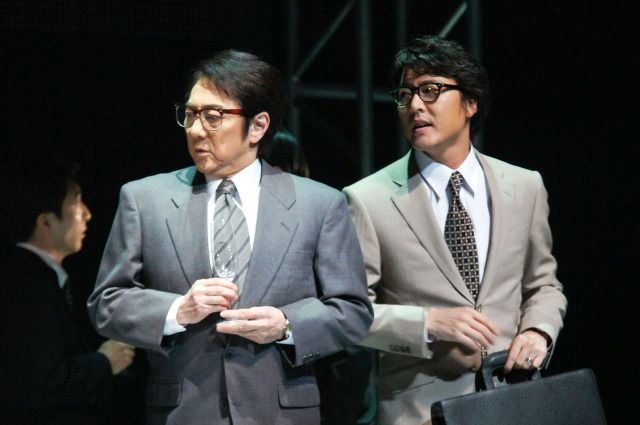 マネーゲームの戦いをミュージカル化 エンロン レビュー 観劇予報