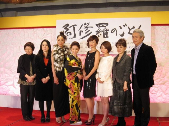 向田邦子の名作 阿修羅のごとく が華麗なキャストで正月の舞台を飾る 観劇予報