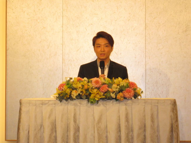 井上芳雄が平成24年度の芸術選奨新人賞を受賞 観劇予報 井上芳雄が平成24年度の芸術選奨新人賞を受賞 観劇予報