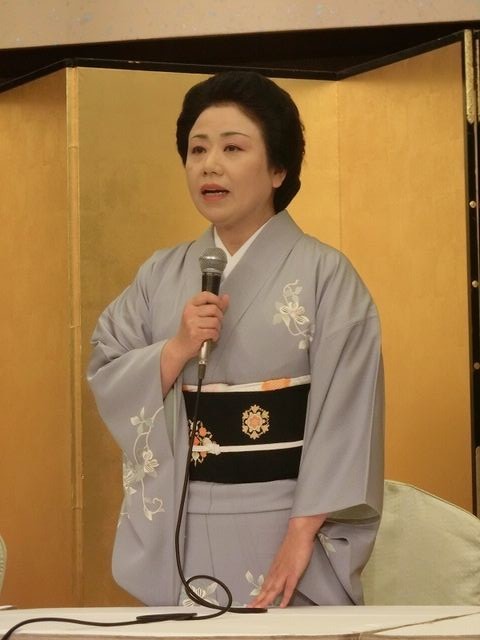 藤山直美の笑いと涙の人情劇 さくら橋 製作発表レポート 観劇予報 藤山直美の笑いと涙の人情劇 さくら橋 製作発表レポート 観劇予報