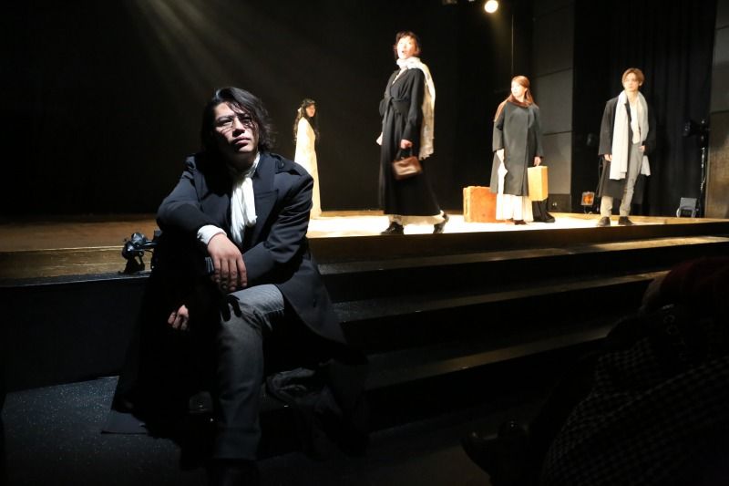 イギリスのロマン主義を代表する詩人たちのセリフ劇 Bloody Poetry 上演中 観劇予報 イギリスのロマン主義を代表する詩人たちのセリフ劇 Bloody Poetry 上演中 観劇予報